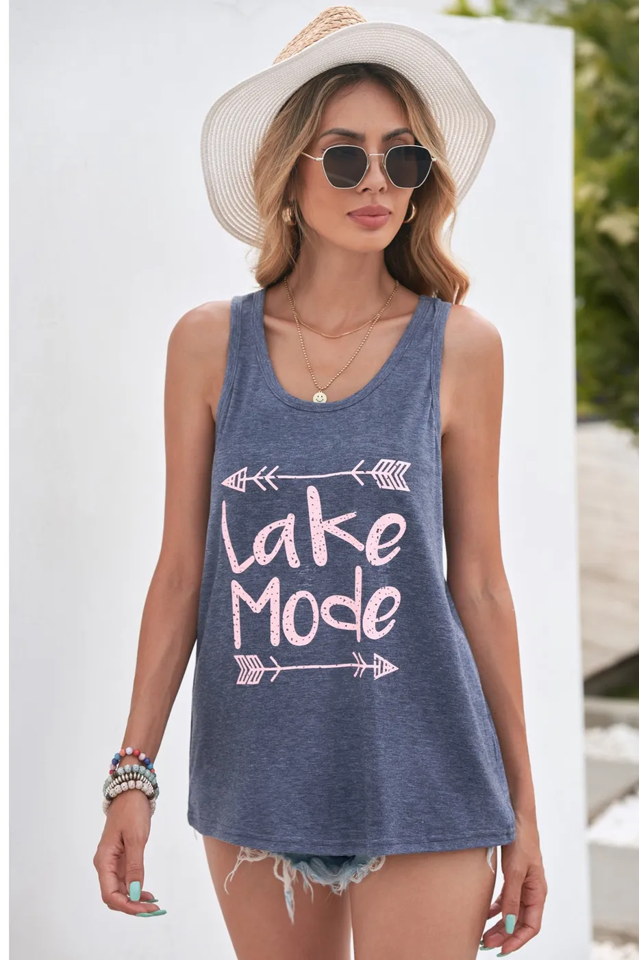 Lake mode ruffled o-neck tank top